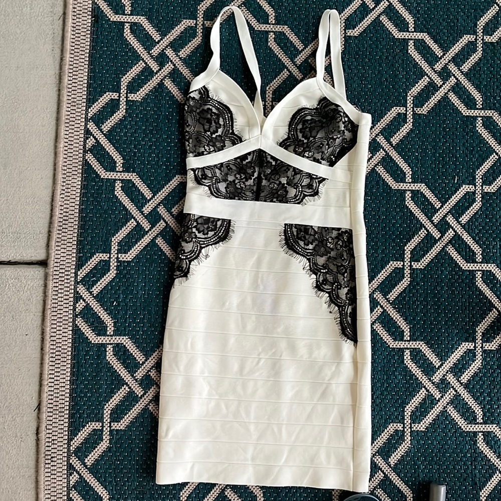Worn once to event